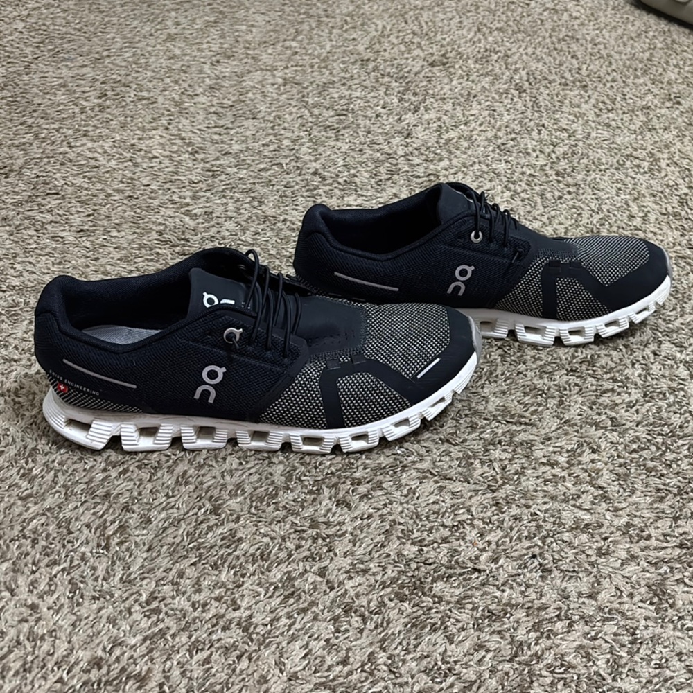 On Running Women’s Black Running Shoes